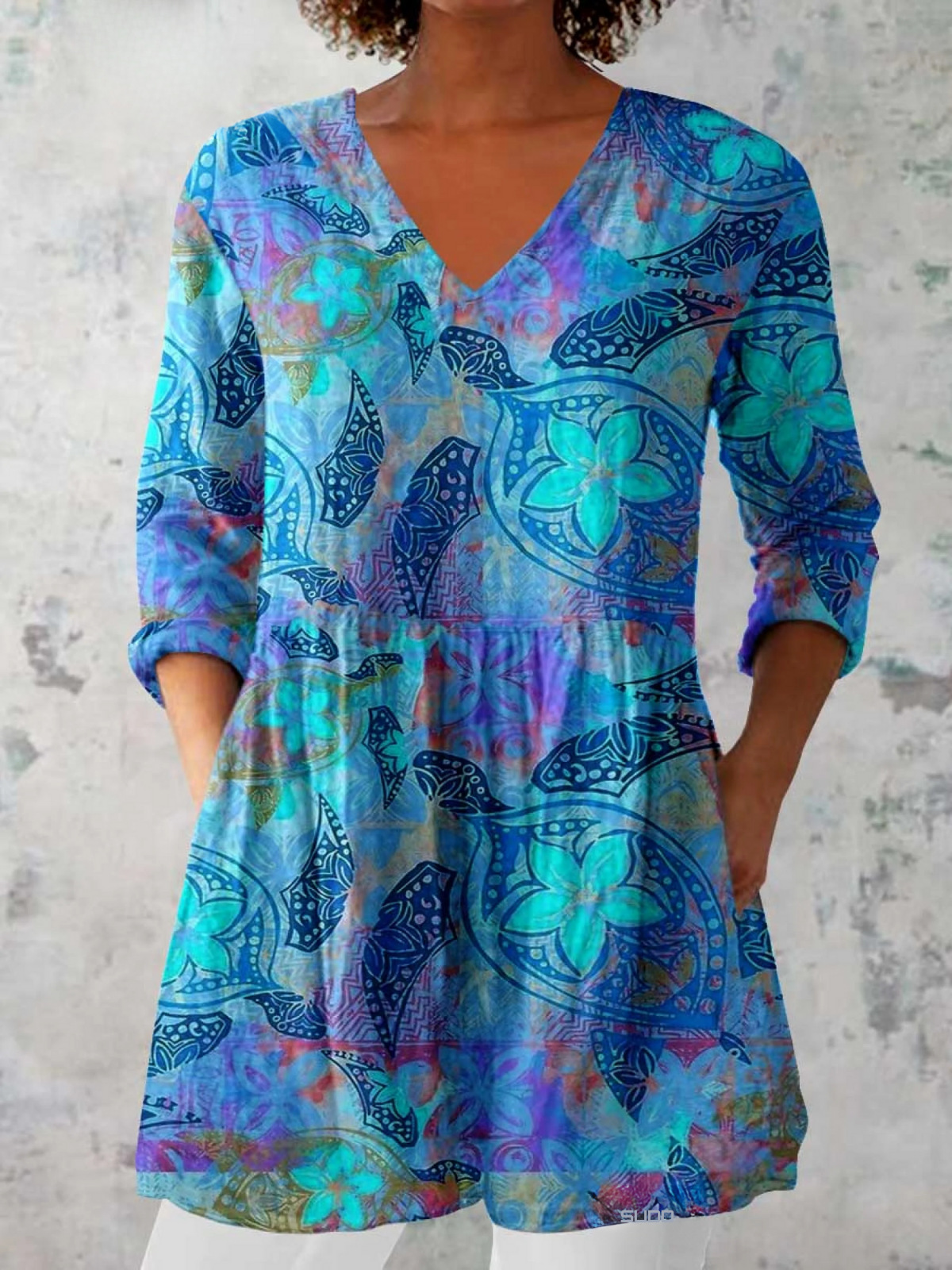 Riley | Long Blouse with Expressive Print — view 2