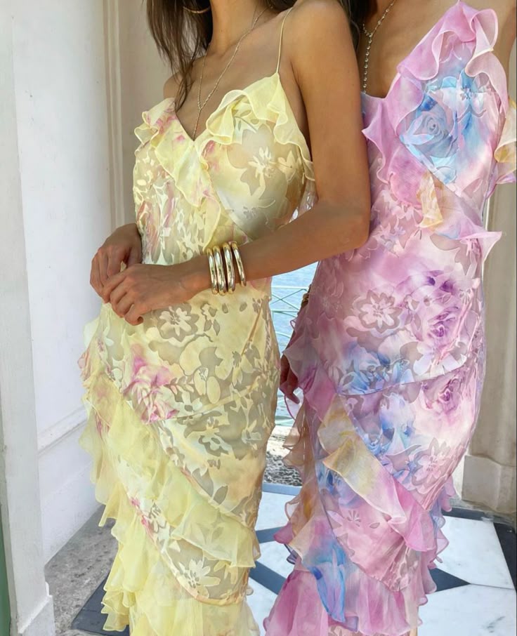 Cassidy - Charming Dress with Ruffles — view 9