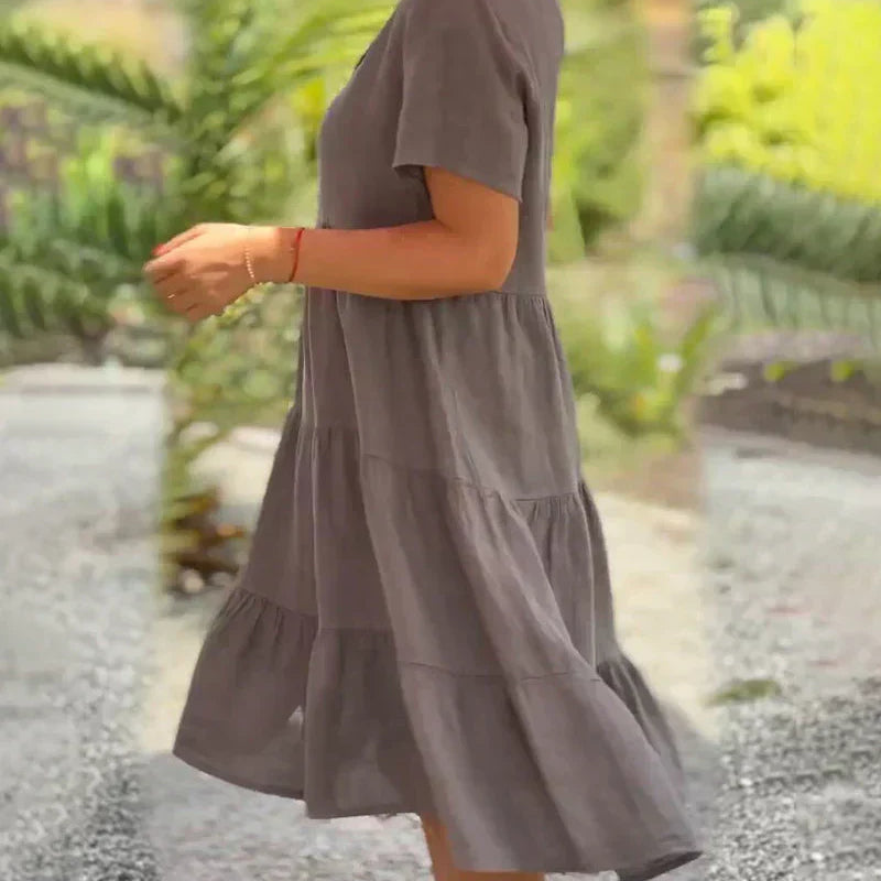 Bexley - Casual Summer Dress with V-Neck — view 2