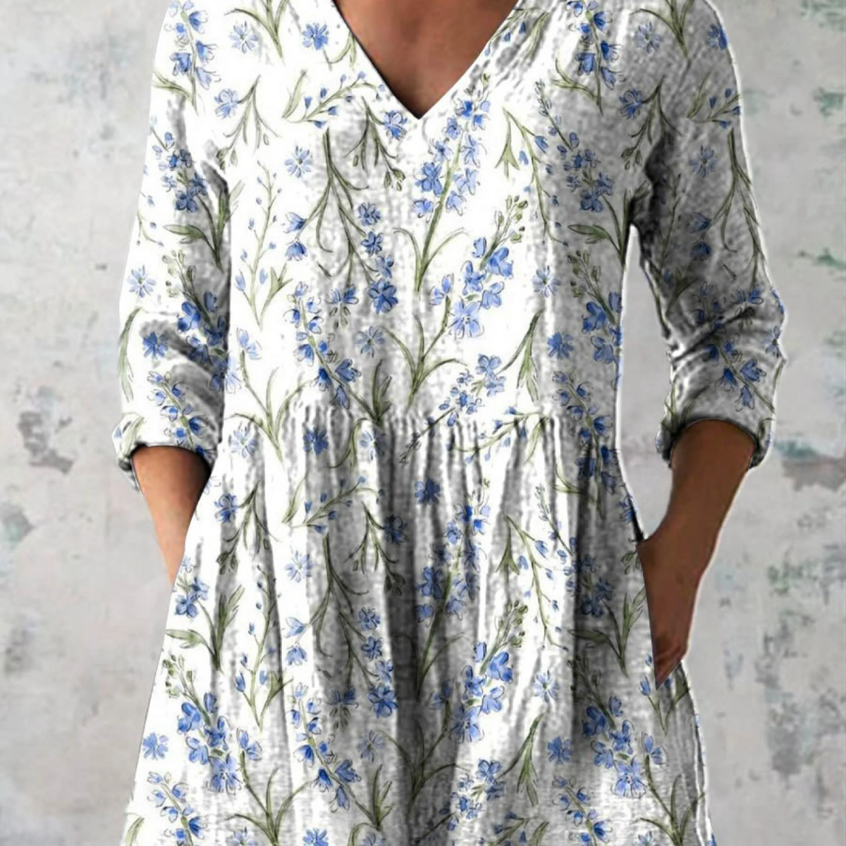 Brielle | Long Blouse with Bold Print — view 2
