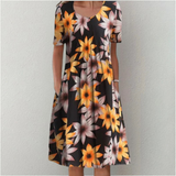 Hailey | Elegant and Casual Floral Dress with Pockets — view 3