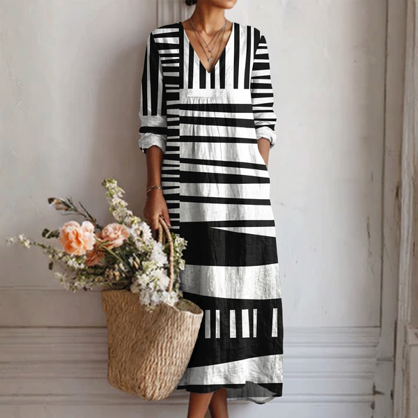 Ariadna – Dress with Graphic Print