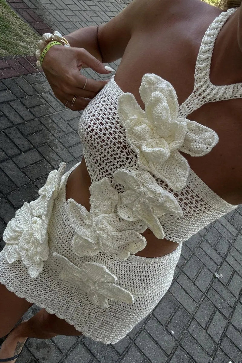 Margaret - Knit Mini Dress with Floral Pattern and Halter Neck — view 9