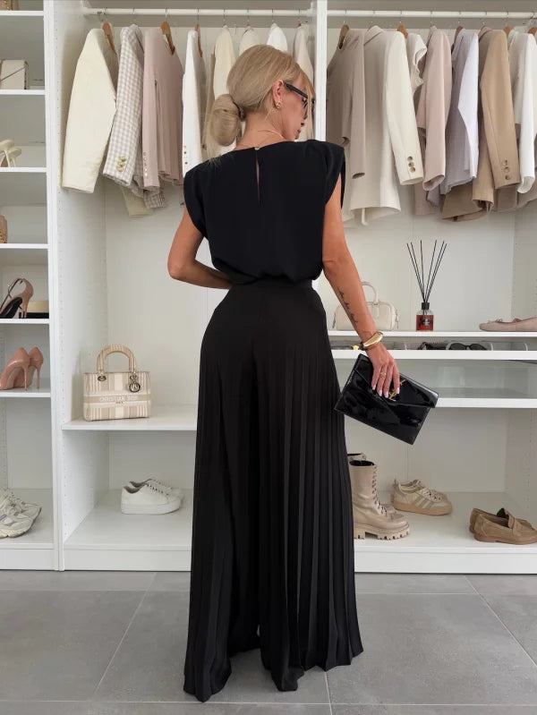 Marian - Elegant Pleated Ensemble — view 4